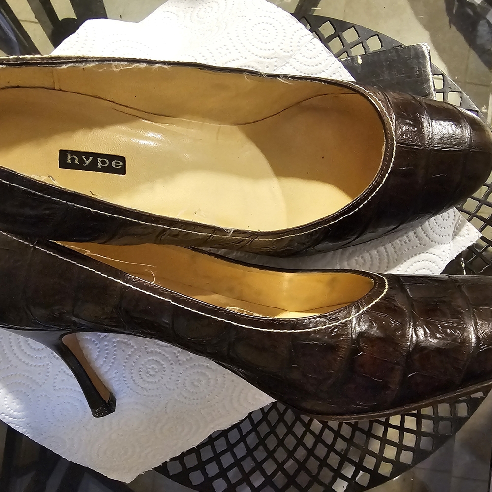 Hype Chocolate Croc-Patterned Heels